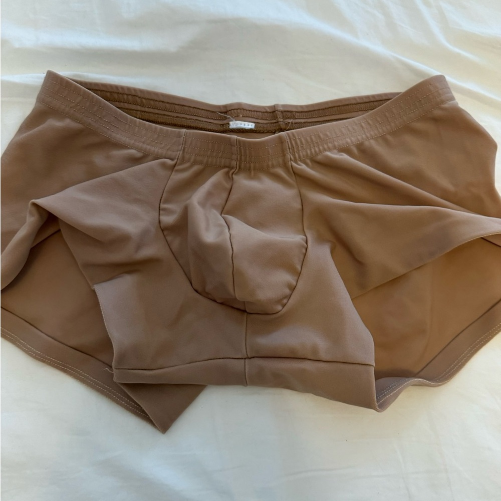 Sexy pouch trunk